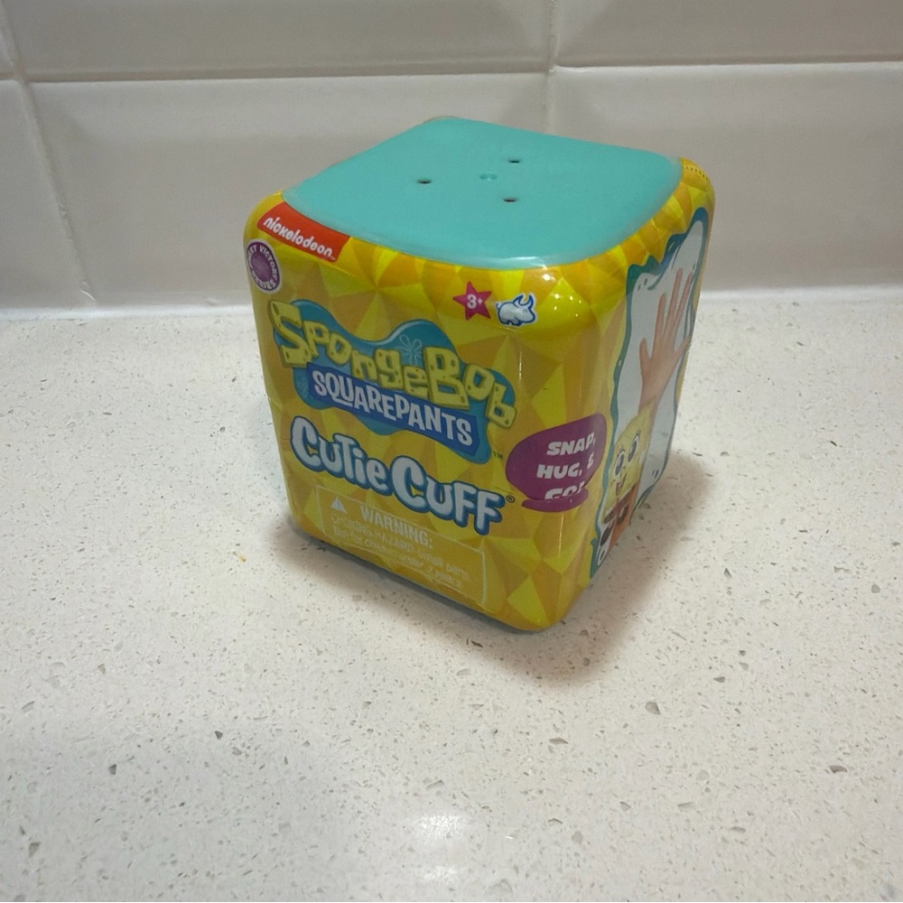 Spongebob Cutie Cuff  mystery box NEW